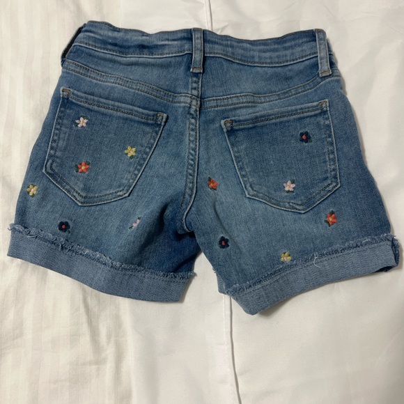 Gap Kids Floral Denim Shorts Size 8 - Picture 2 of 3